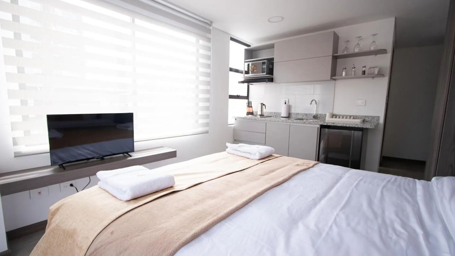 Malu Apartaestudios Cerca Al Movistar Arena Bogotá Hotel apartamentowy